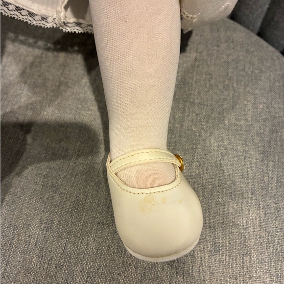 Danbury Mint Patience 19 inch porcelain doll - Picture 8 of 8